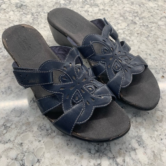 Clarks Shoes Navy Clarks Leather Sandals Poshmark